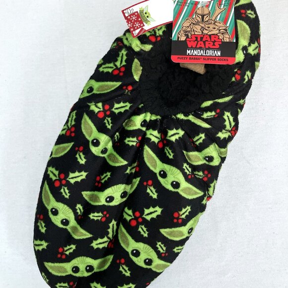 NWT Unisex Fuzzy Baba Star Wars Grogu Baby Yoda Slipper Socks With No-Slip Sole - Picture 1 of 4